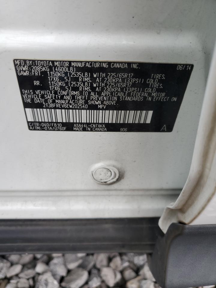 Toyota RAV4 Le Image 2