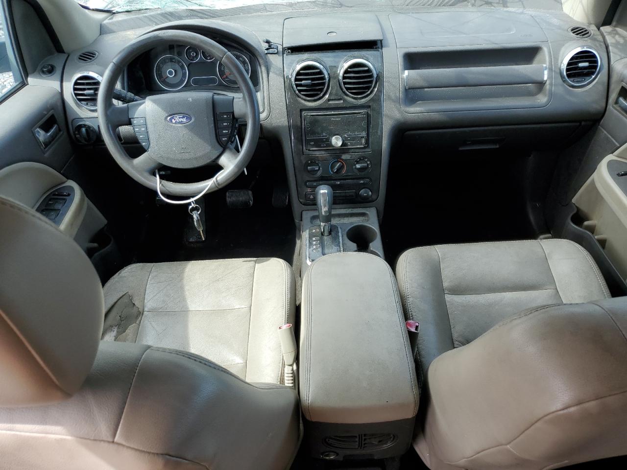 Ford Taurus Sel Image 6