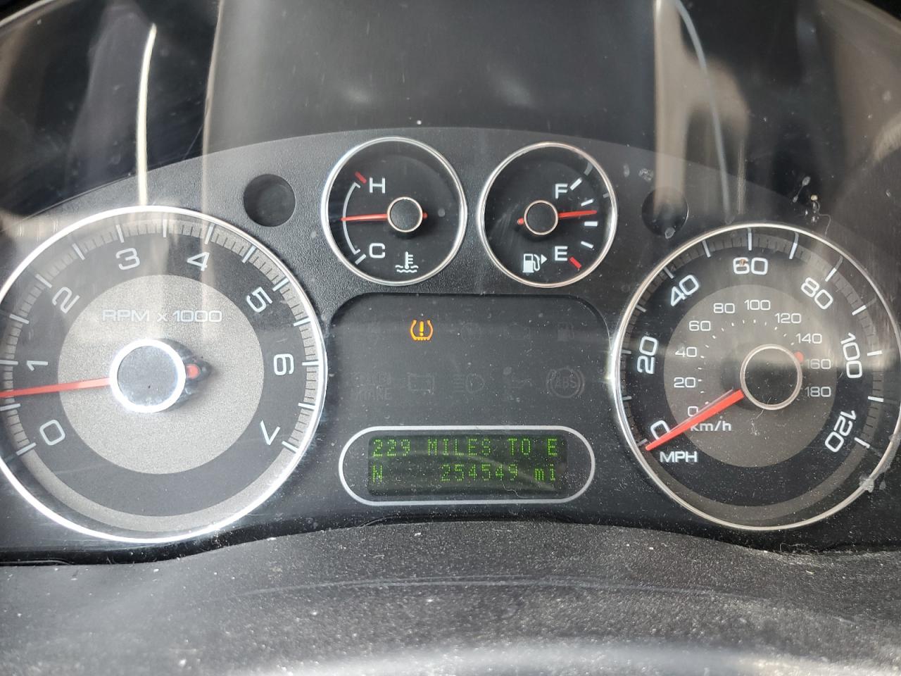 Ford Taurus Sel Image 10