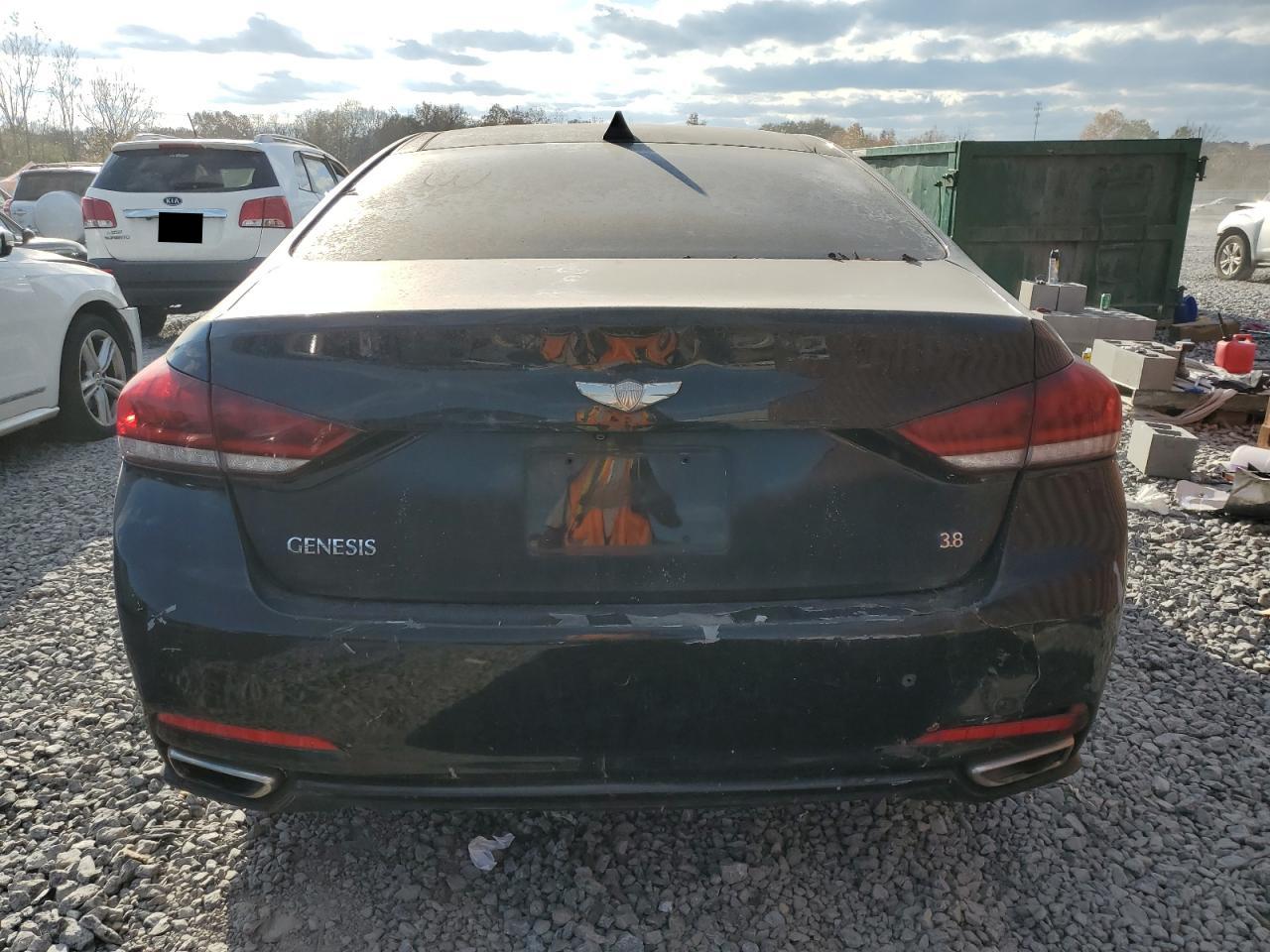 Hyundai Genesis 3.8l Image 10