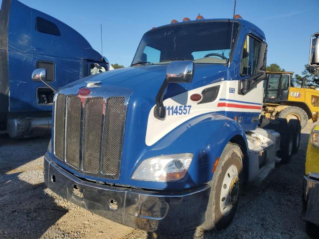 Peterbilt Tractor 579 Image 3
