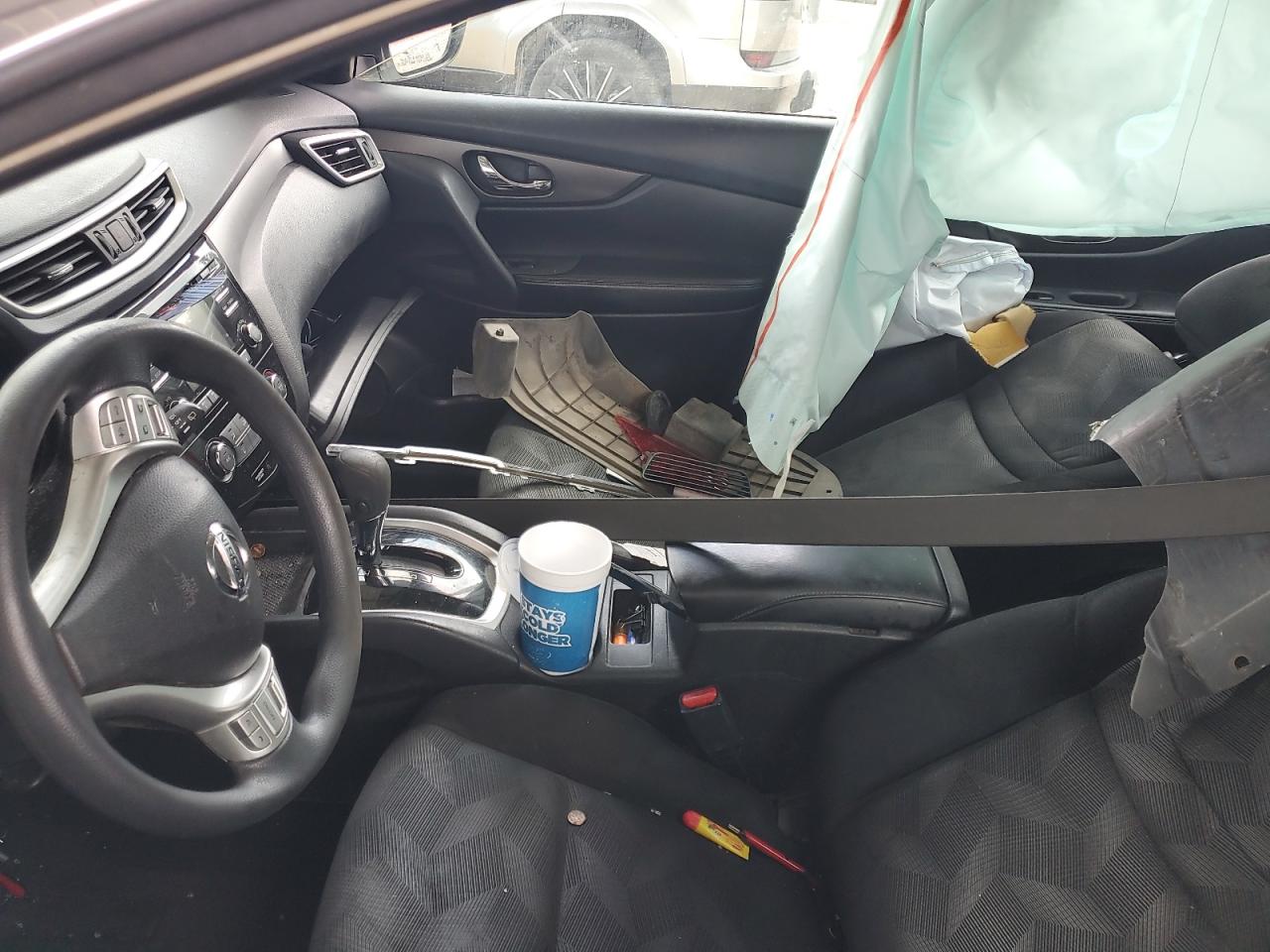 Nissan Rogue S Image 12