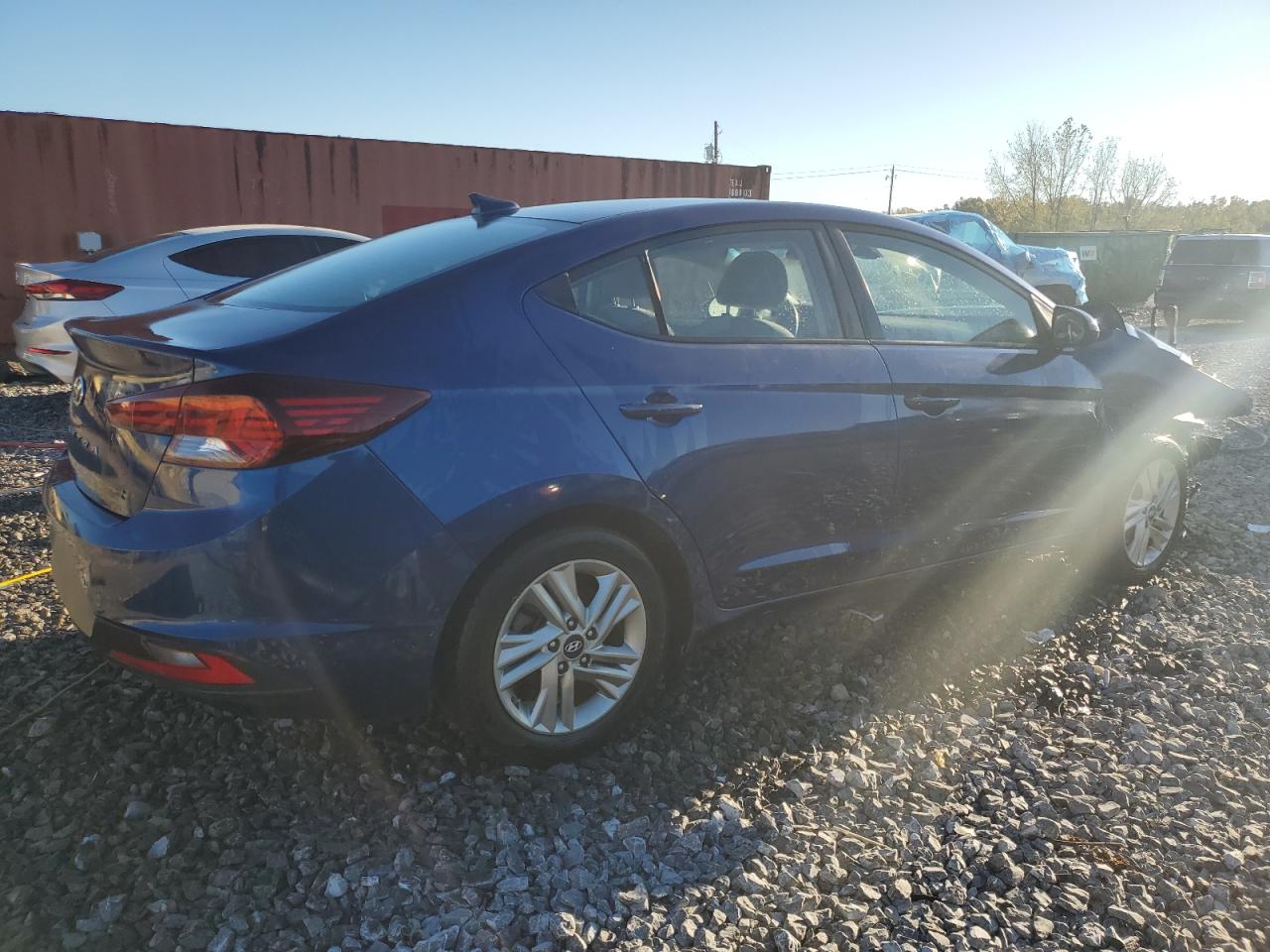 Hyundai ELANTRA Sel Image 10