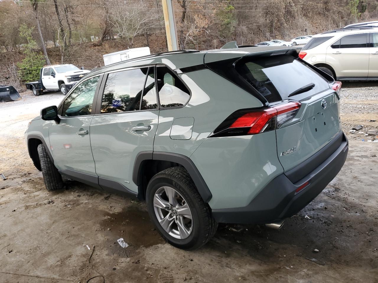 Toyota RAV4 Xle Image 3