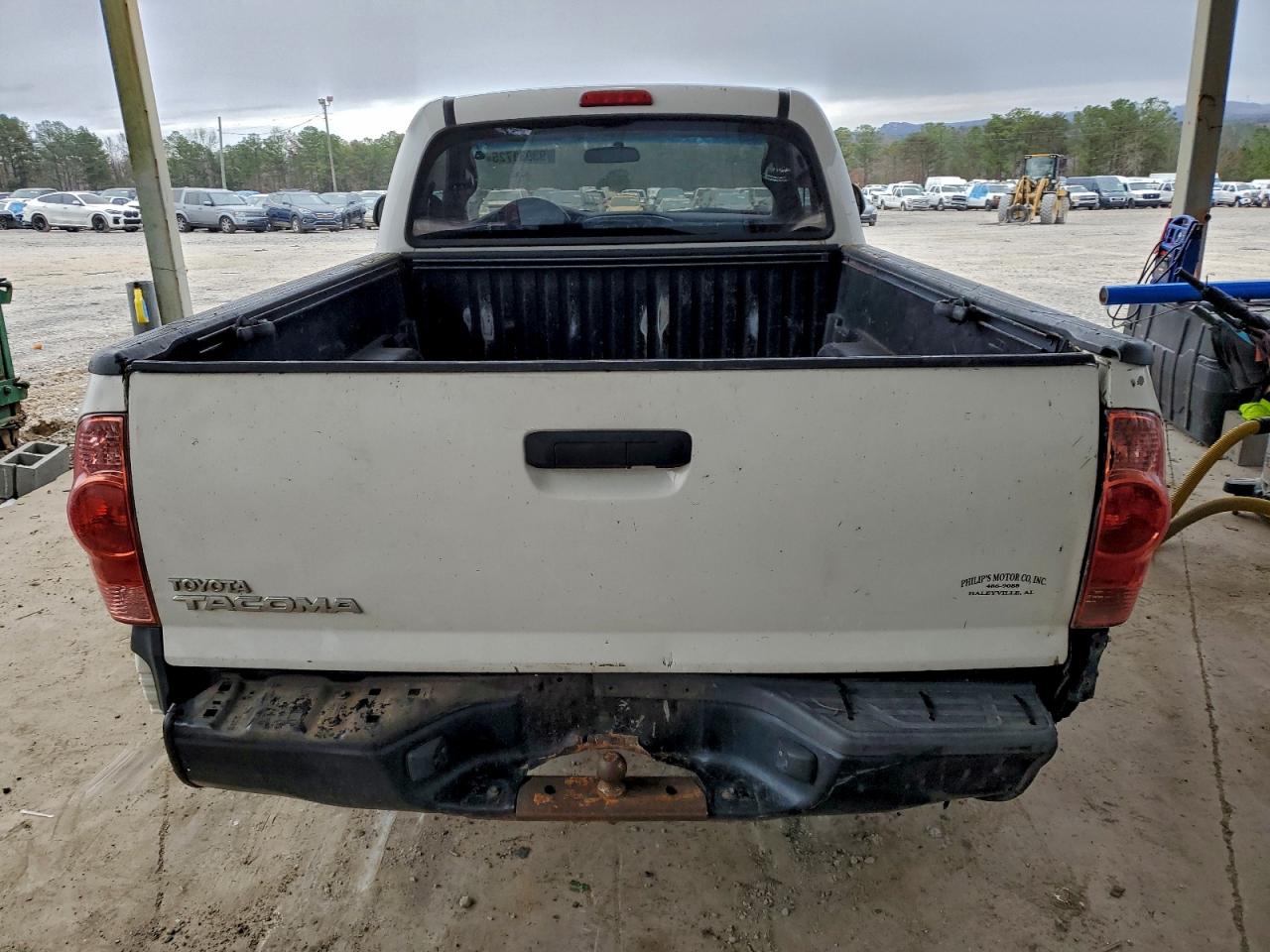 Toyota Tacoma Image 6