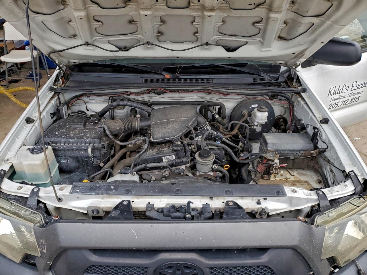 Toyota Tacoma Image 12