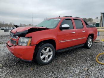  Salvage Chevrolet Avalanche