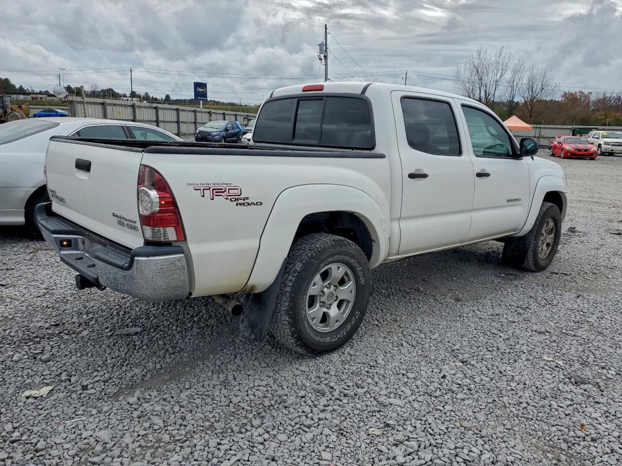 Toyota Tacoma Double Cab Prerunner Image 6