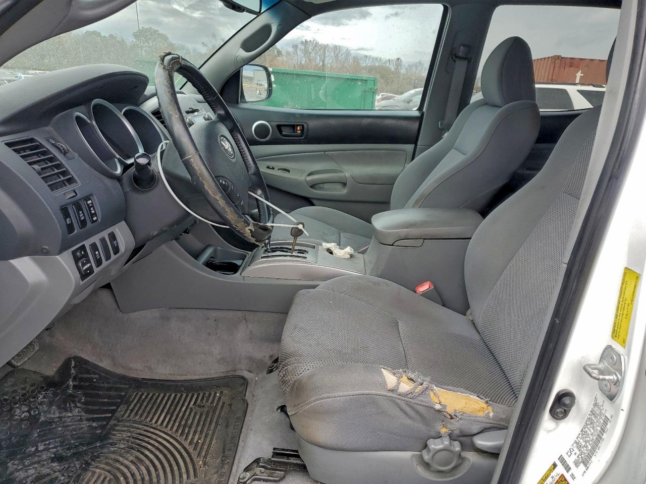 Toyota Tacoma Double Cab Prerunner Image 10