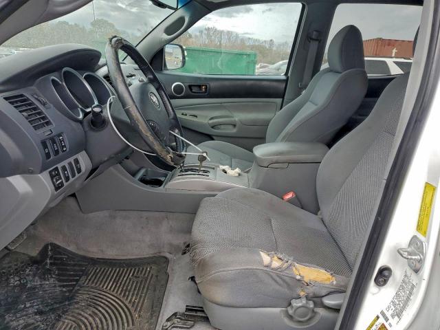 Toyota Tacoma Double Cab Prerunner Image 10