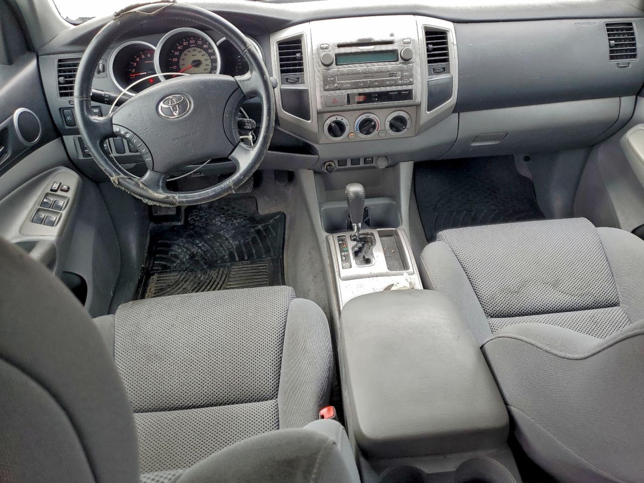 Toyota Tacoma Double Cab Prerunner Image 7