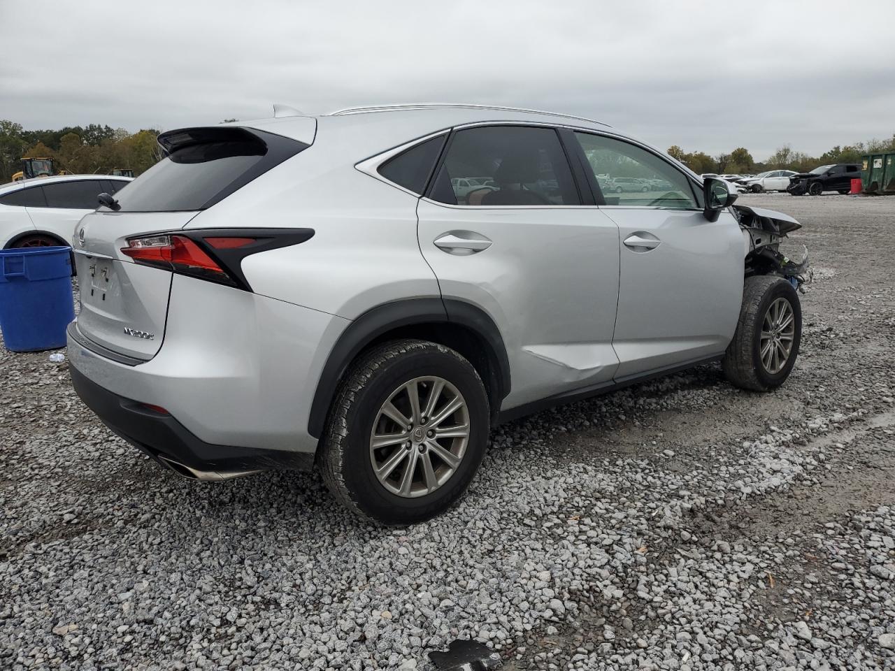 Lexus NX 200t Base Image 8