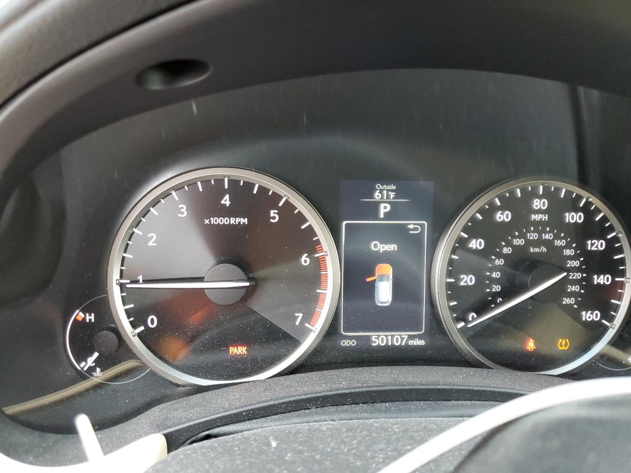 Lexus NX 200t Base Image 12