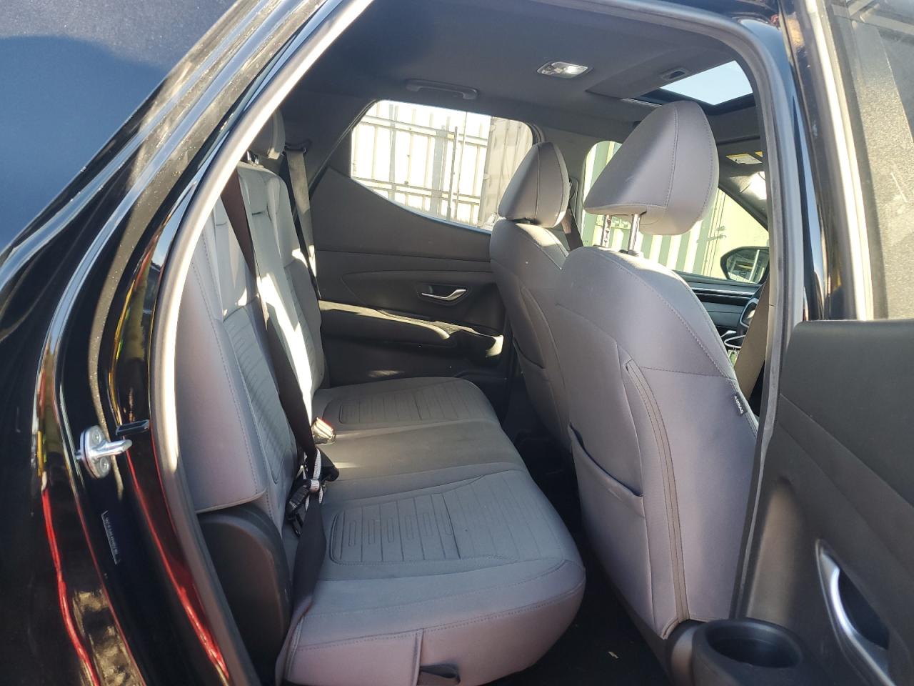 Hyundai SANTA CRUZ Sel Image 2