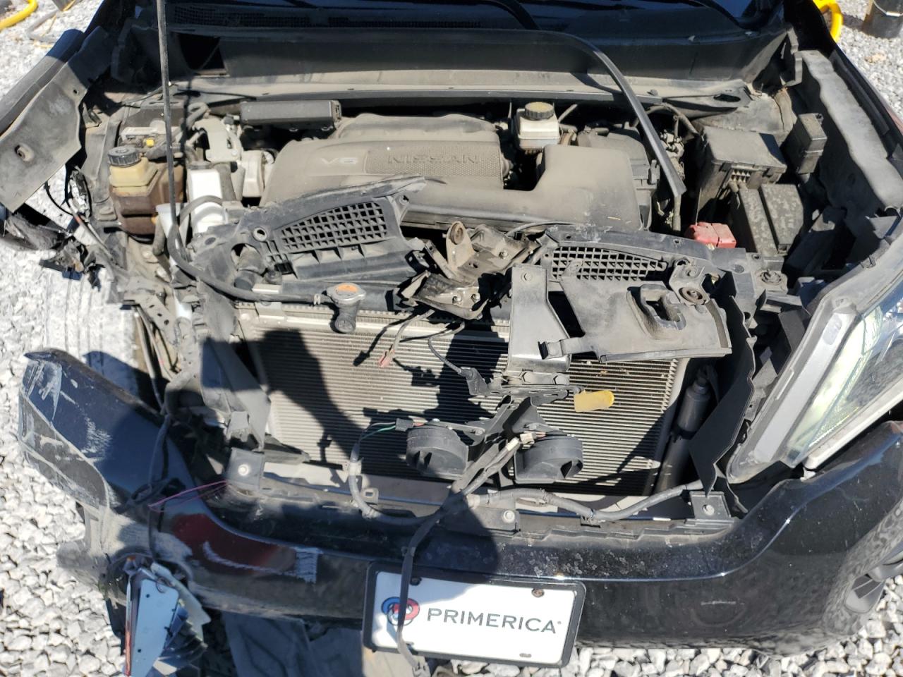 Nissan Pathfinder S Image 8