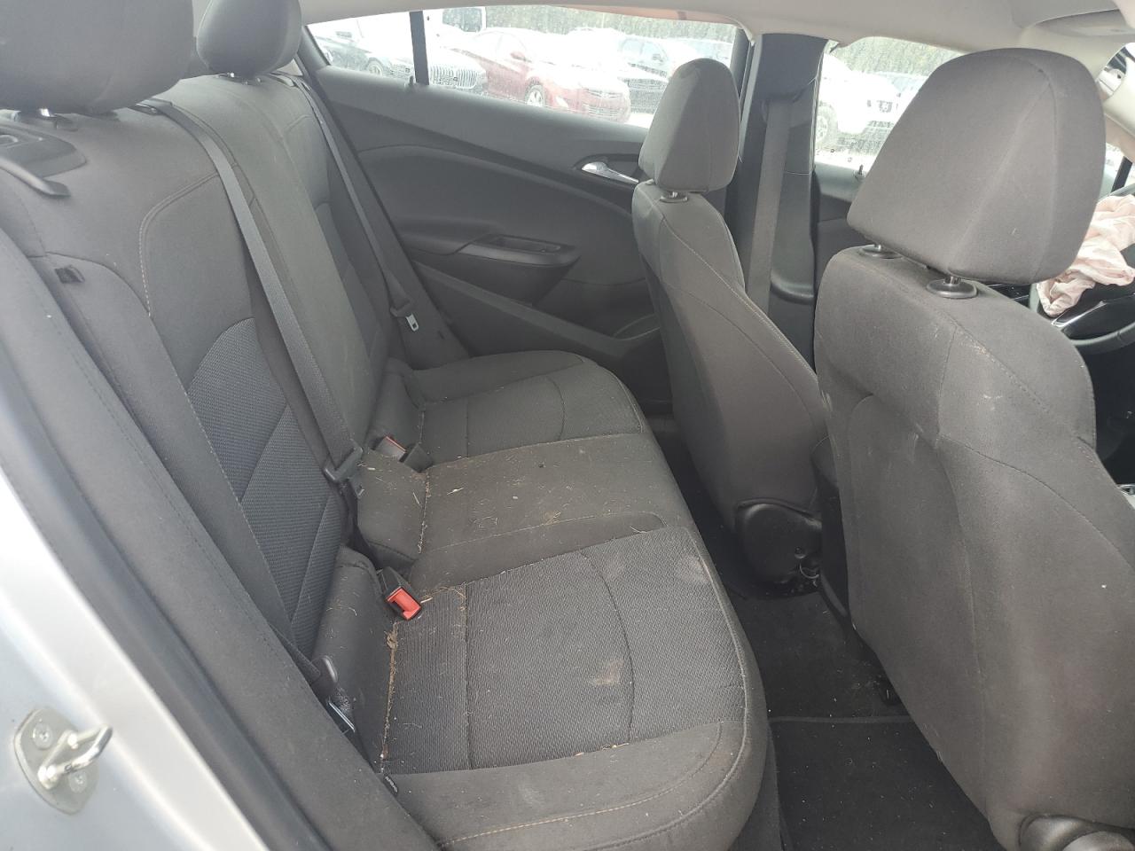 Chevrolet Cruze Ls Image 9