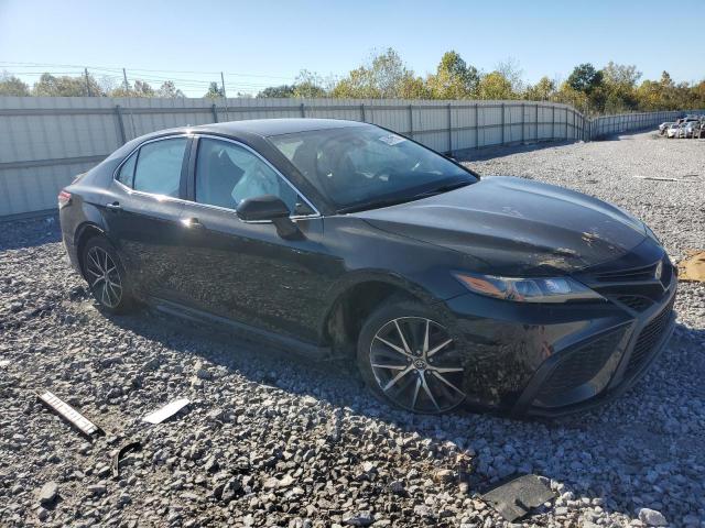 Toyota Camry Se Night Shade Image 4