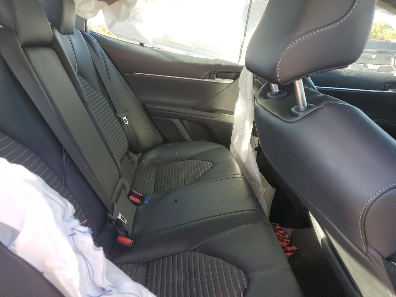 Toyota Camry Se Night Shade Image 8