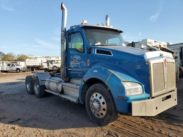  Salvage Kenworth T880