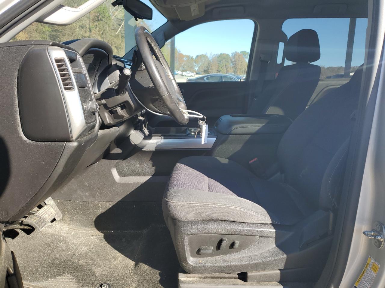 Chevrolet Silverado C1500 Lt Image 10