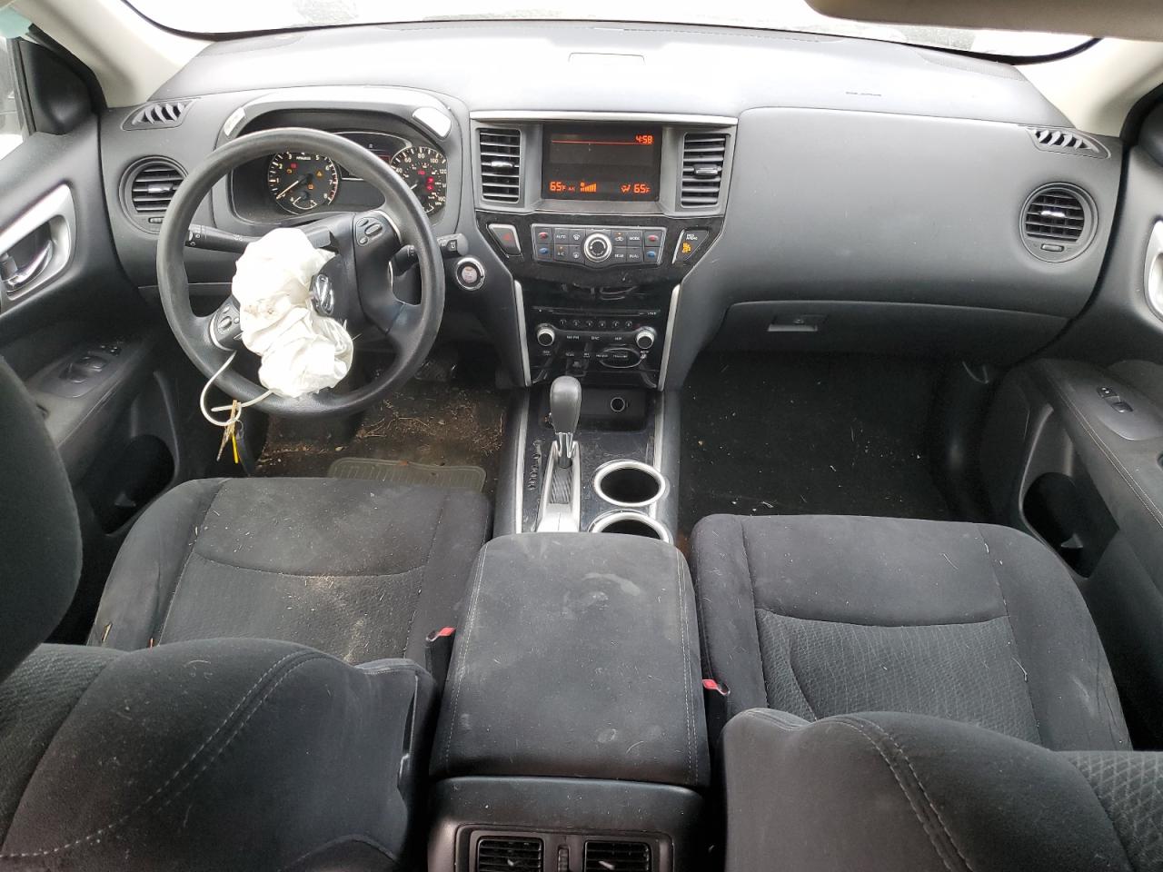 Nissan Pathfinder S Image 11