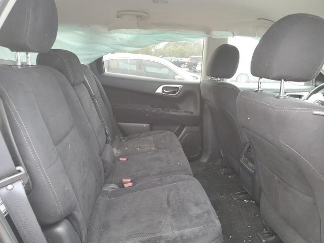 Nissan Pathfinder S Image 8