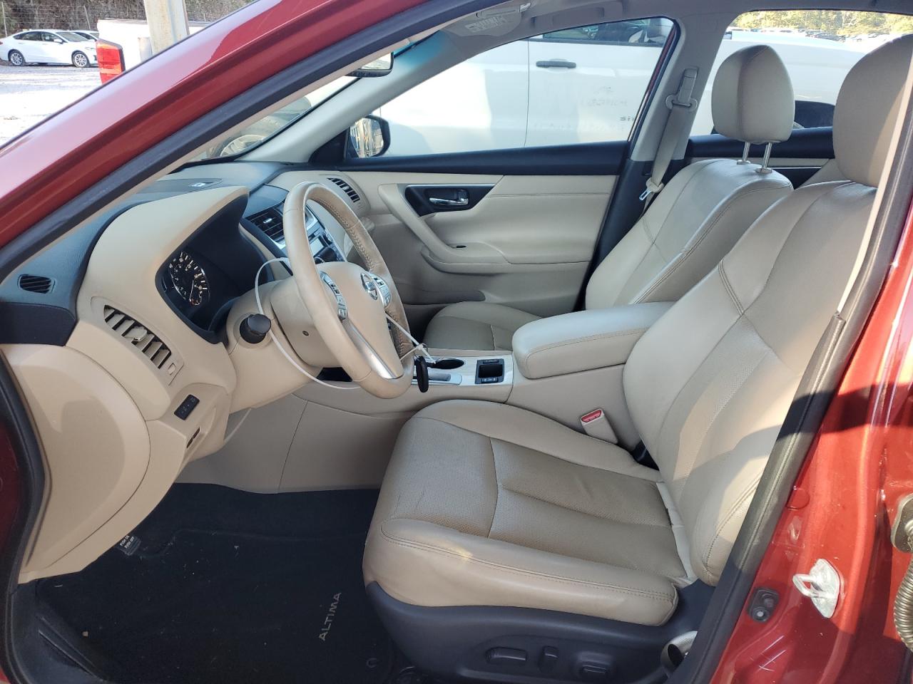 Nissan Altima 2.5 Image 11