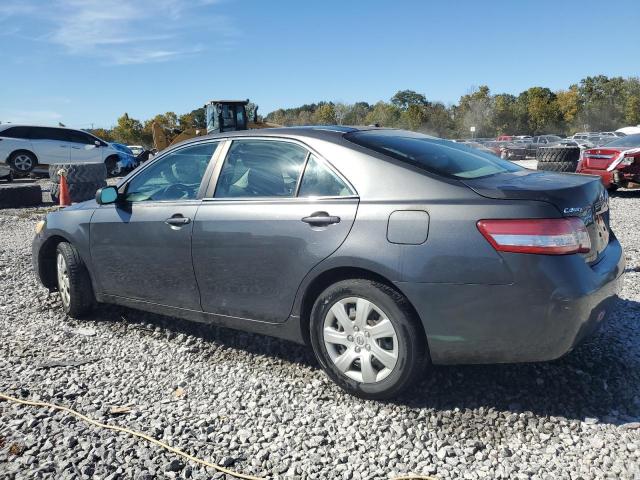 Toyota Camry Base Image 6