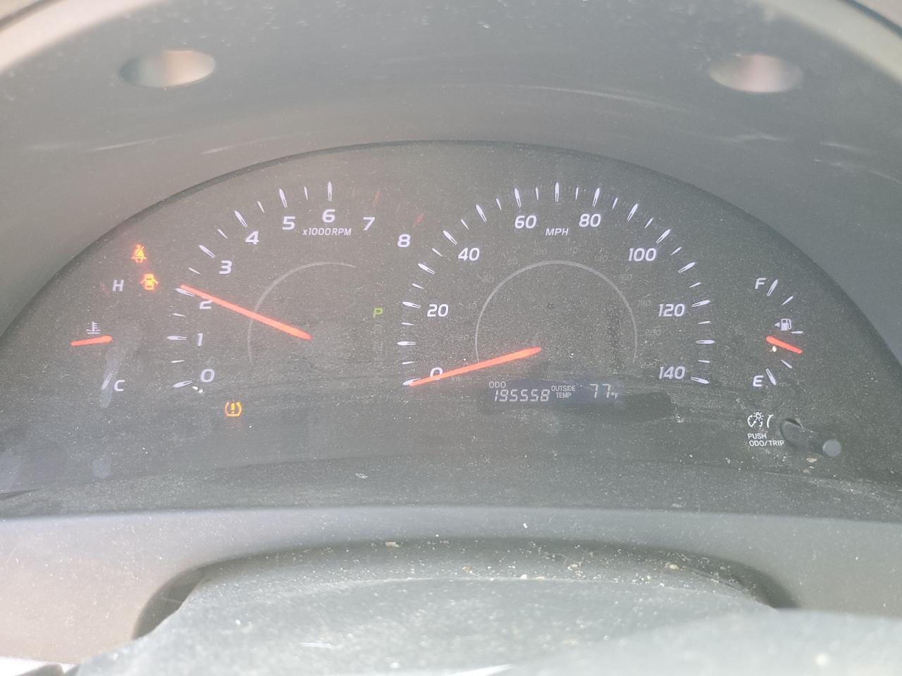 Toyota Camry Base Image 10