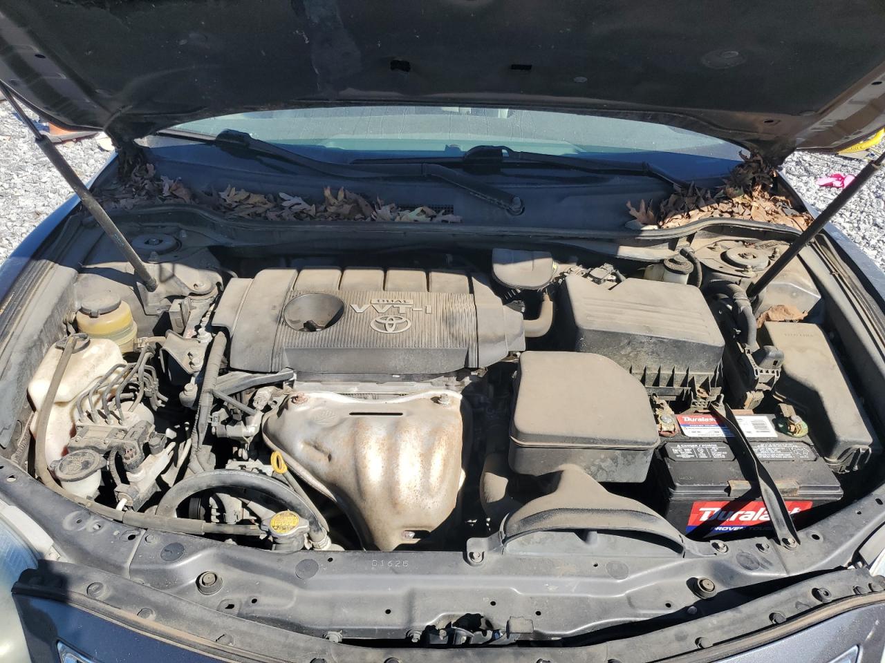 Toyota Camry Base Image 8