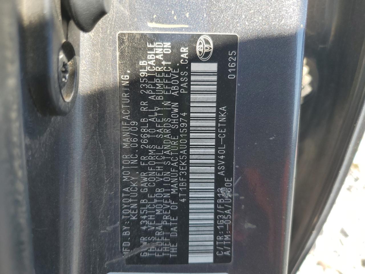 Toyota Camry Base Image 9