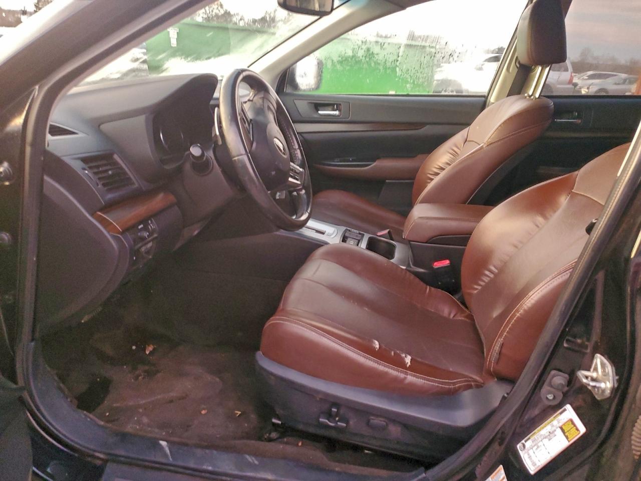 Subaru Outback 3.6r Limited Image 2