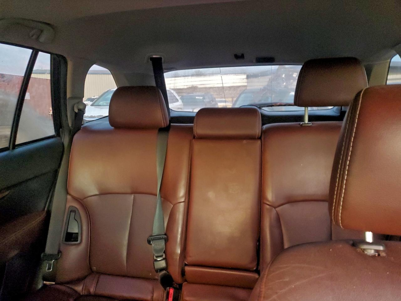 Subaru Outback 3.6r Limited Image 13