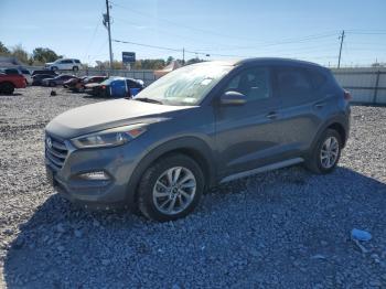  Salvage Hyundai TUCSON