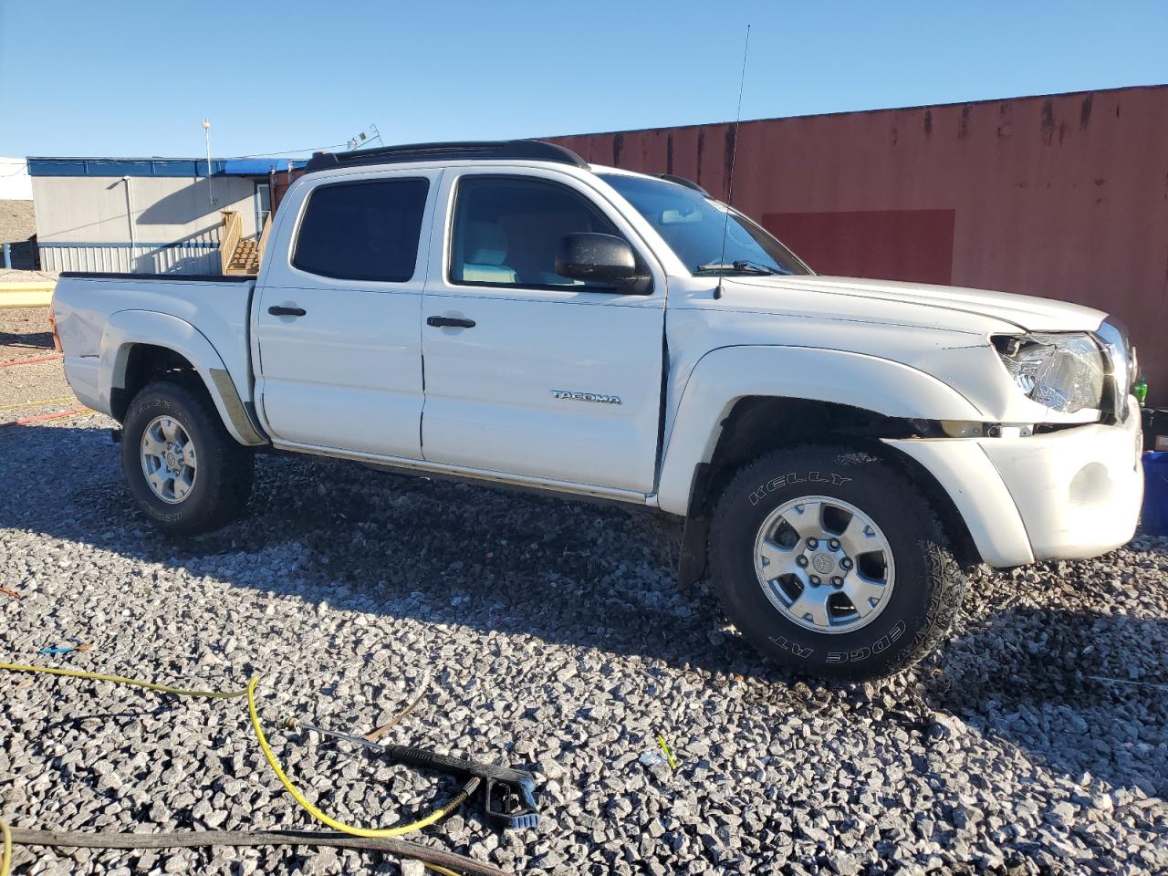 Toyota Tacoma Double Cab Image 4