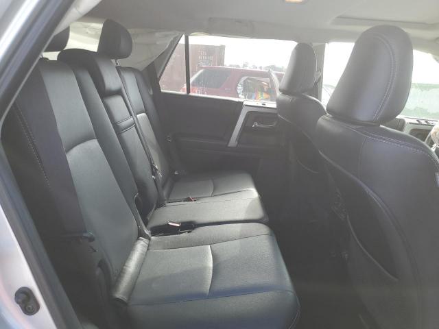 Toyota 4Runner Sr5 Image 7