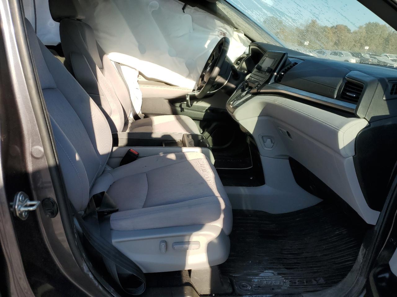 Honda Odyssey Lx Image 7