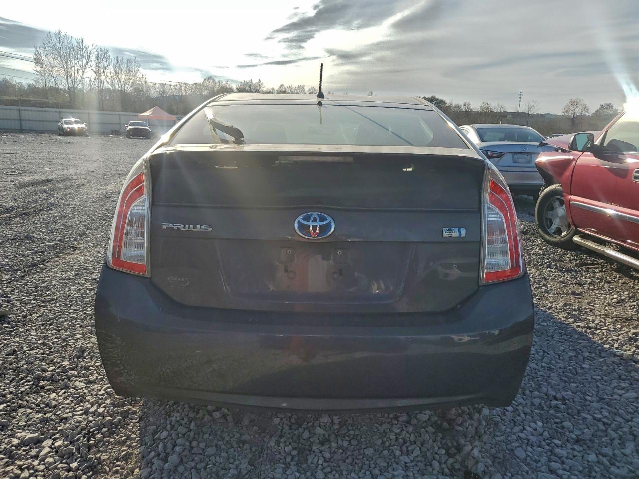 Toyota Prius Image 8