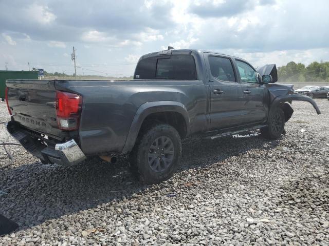 Toyota Tacoma Double Cab Image 4