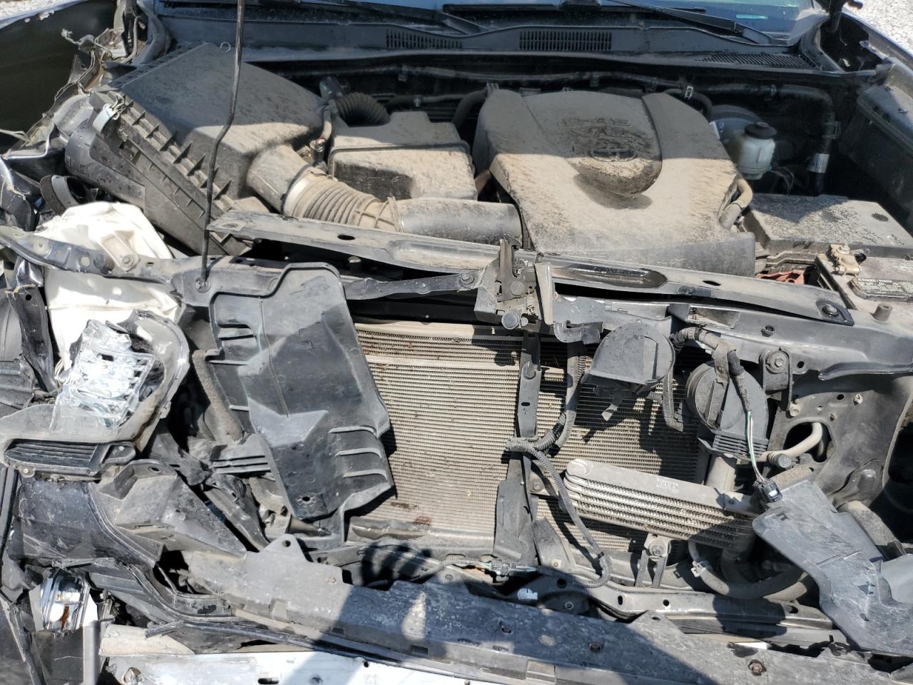 Toyota Tacoma Double Cab Image 10