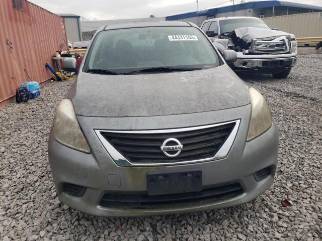 Nissan Versa S Image 12