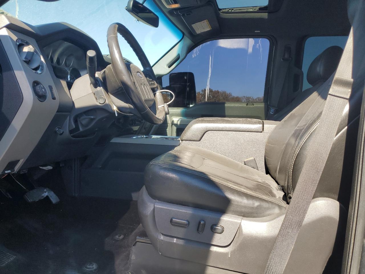 Ford F-250 Super Duty Image 9