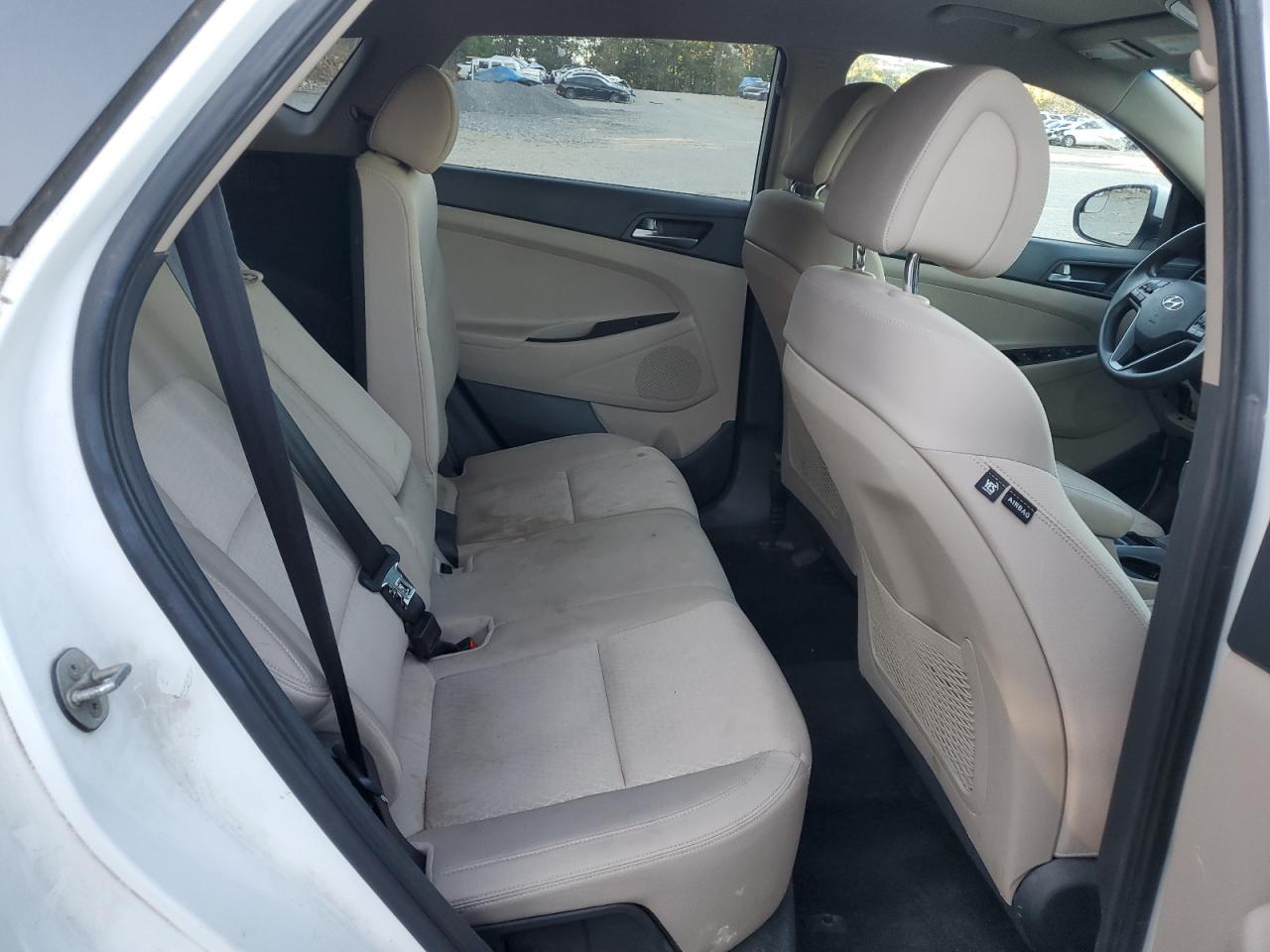 Hyundai TUCSON Limited Image 6