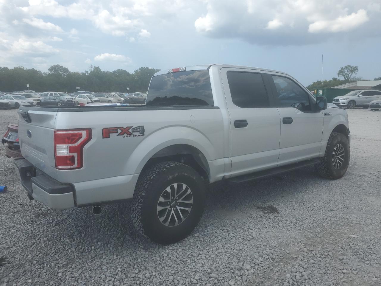 Ford F-150 Supercrew Image 6