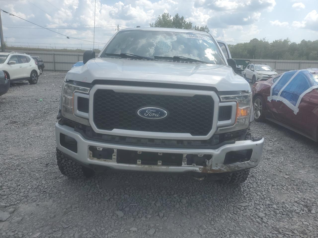 Ford F-150 Supercrew Image 4