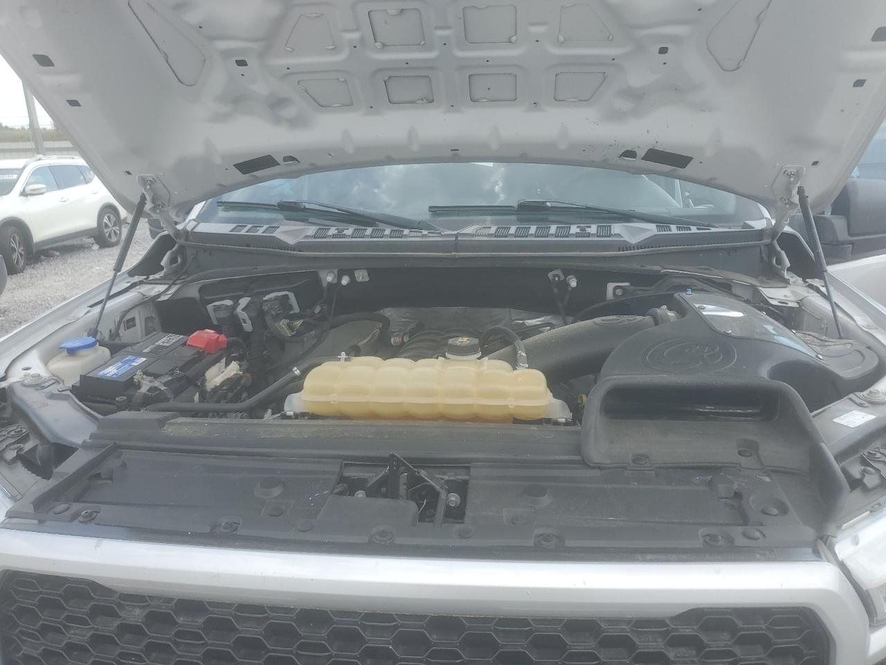 Ford F-150 Supercrew Image 2