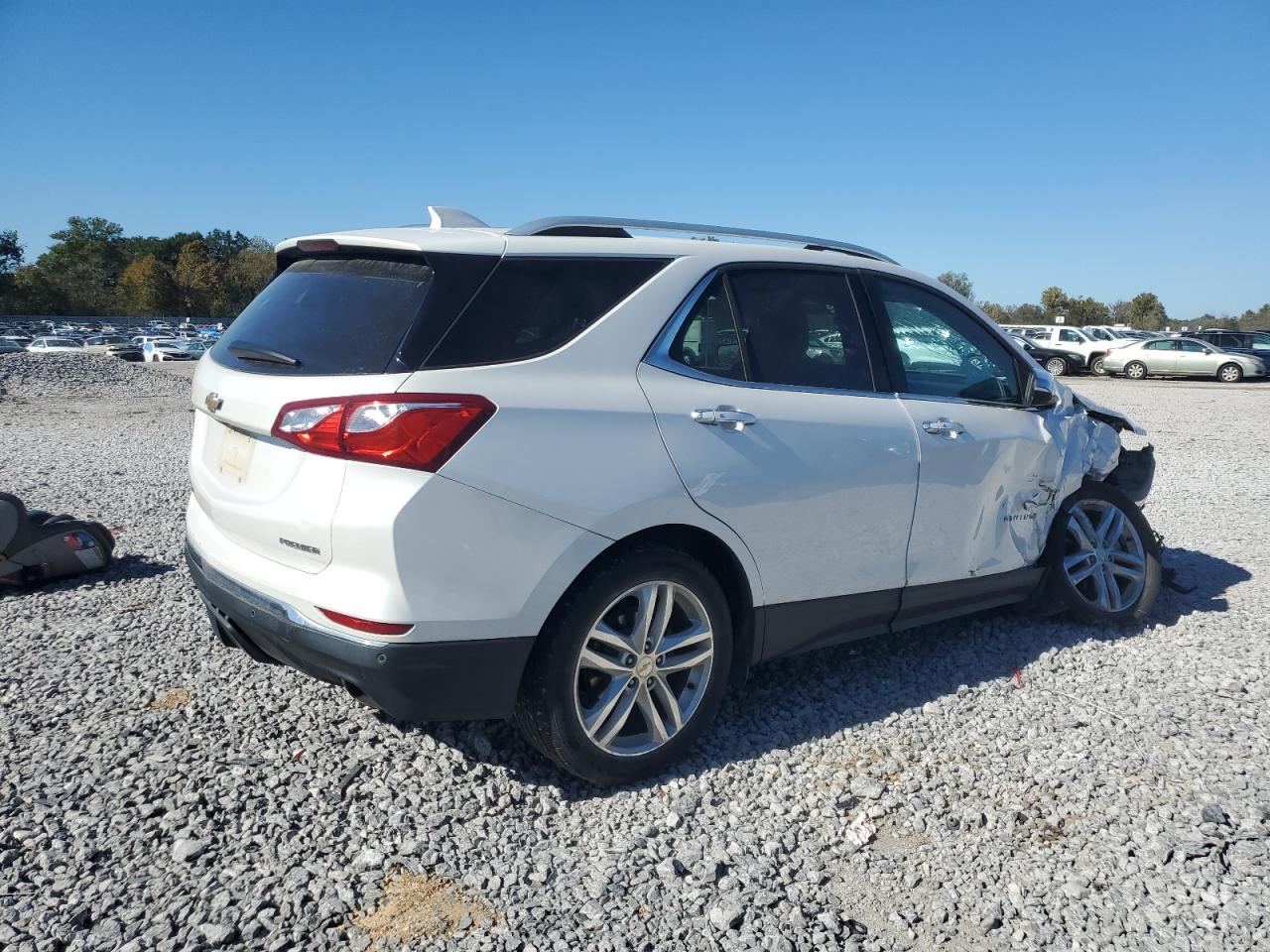 Chevrolet Equinox Premier Image 4