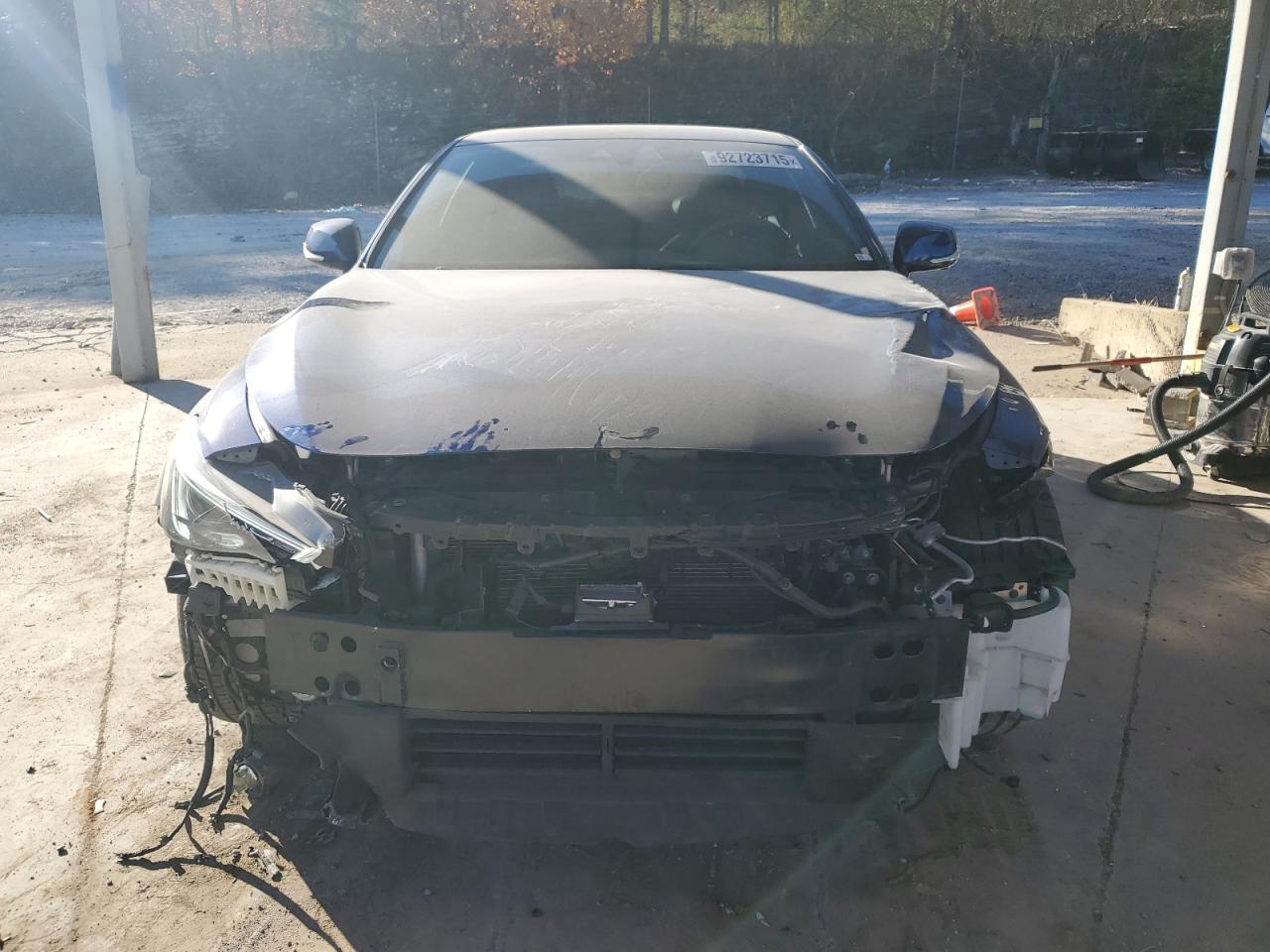 INFINITI Q60 Luxe 300 Image 7