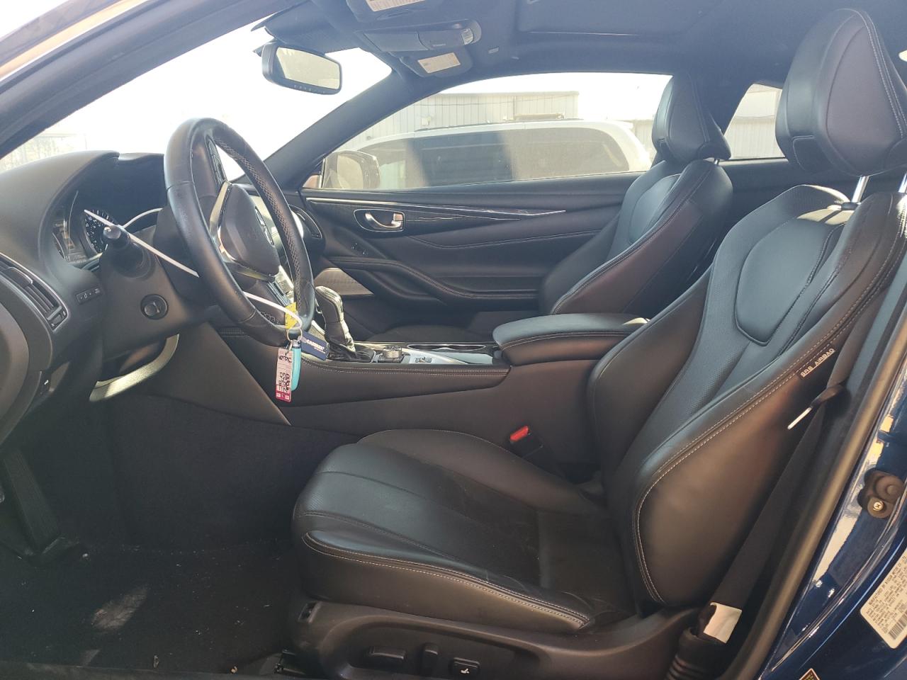 INFINITI Q60 Luxe 300 Image 6