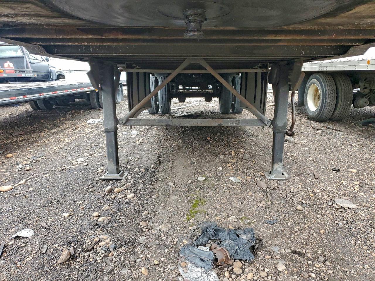 Stoughton Trailer Image 6